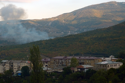 Азербайджан объявил о полном прекращении огня в Карабахе