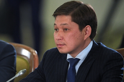 Протестующие освободили из колонии бывшего премьер-министра Киргизии