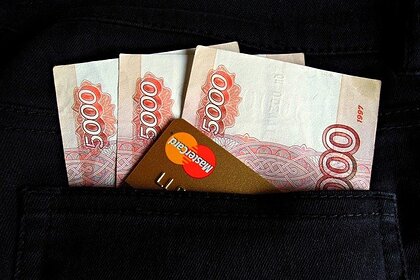 С банковских счетов россиян вдвое чаще стали воровать деньги