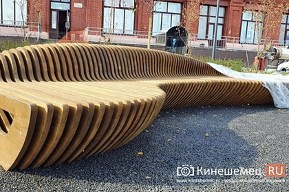 В российском городе нашли ультрадорогие скамейки